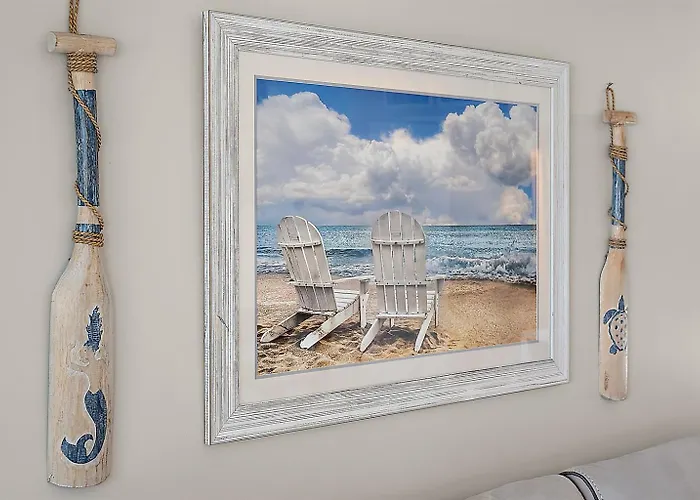 2br Atlantis Oceanfront Condo, Outdoor Pool Apartment *