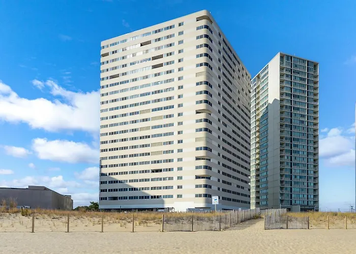 2br Atlantis Oceanfront Condo, Outdoor Pool *